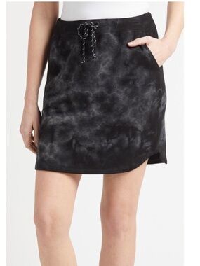 Evereve Sundry Saturday Skirt tie-dye size Large